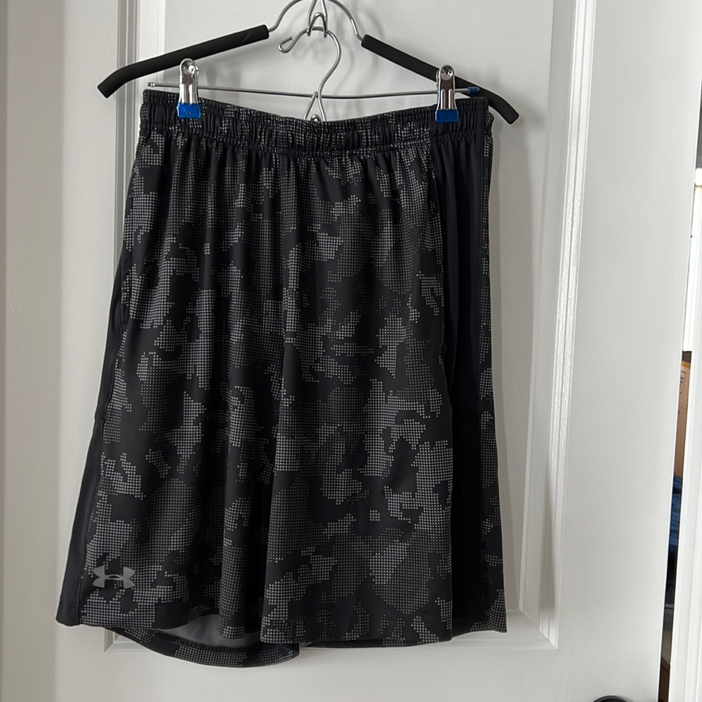 Under Armour Heatgear Loose Athletic Shorts
